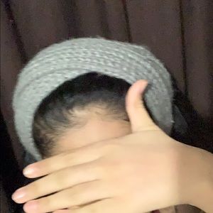 Women’s knit headband